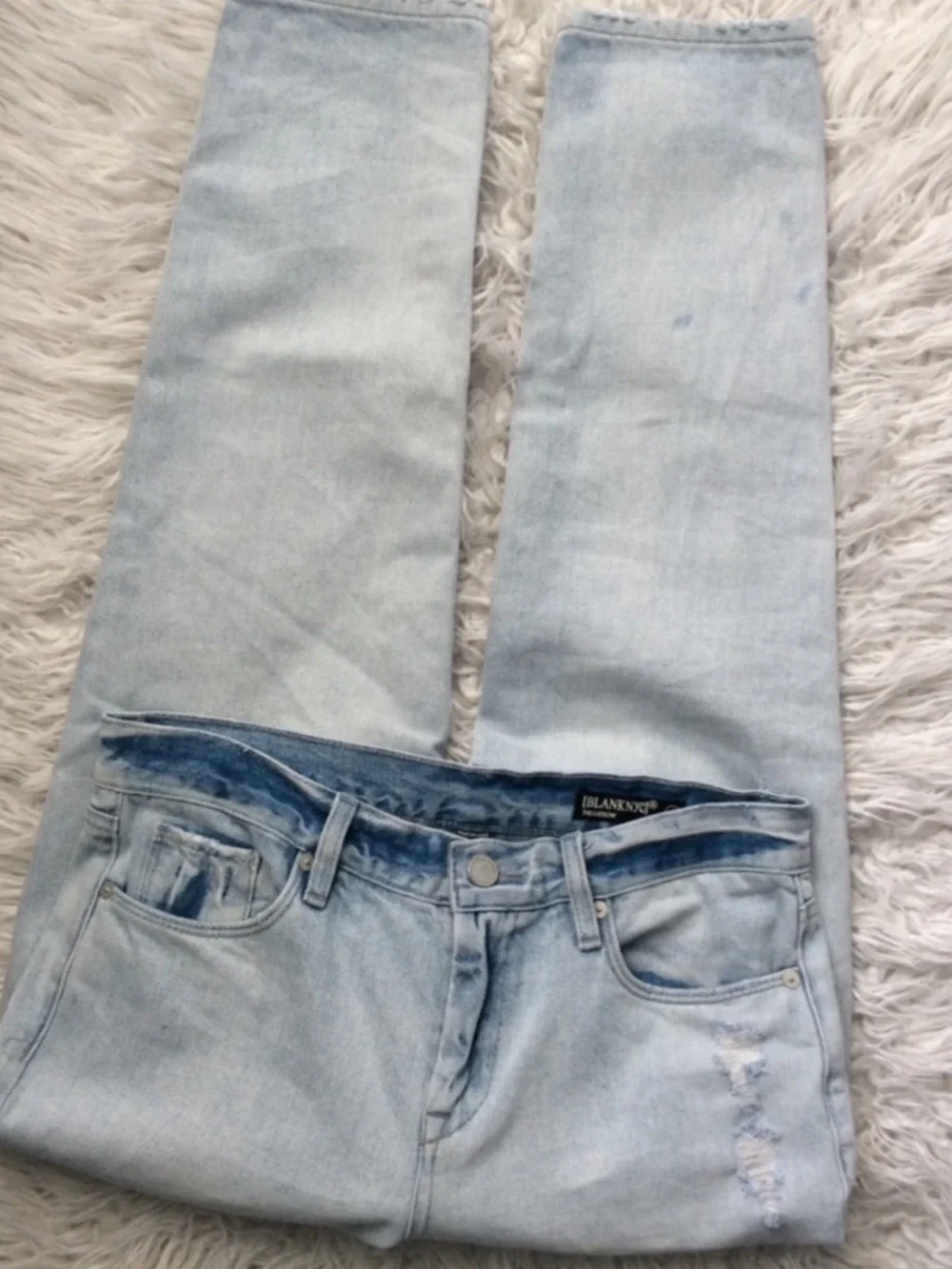 BlankNYC Ludlow Crop Girlfriend Jeans